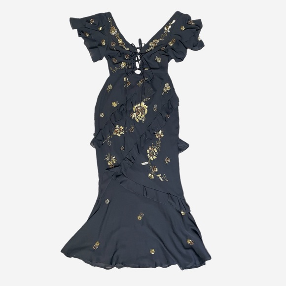 ASOS DESIGN ruffle detail short sleeve embellished midi dress in navy floral 6P - Picture 9 of 14